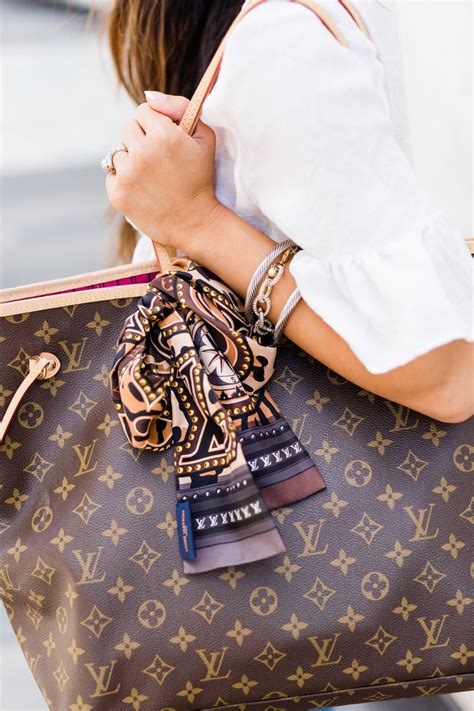 louis vuitton bandeau scarf replica|Louis Vuitton bandeau on bag.